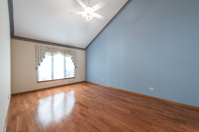 9115 Del Prado Dr