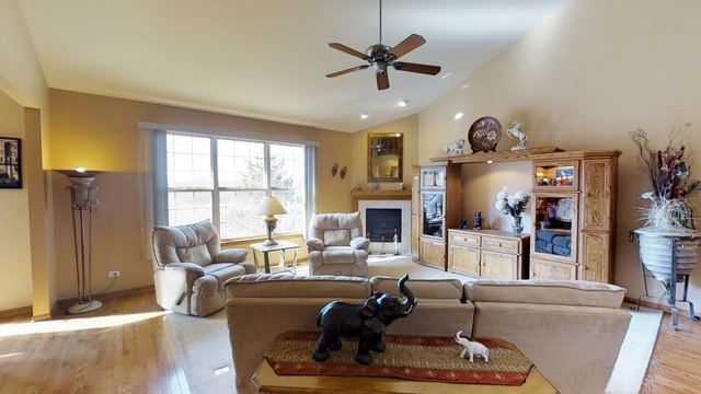 18141 Waterside Cir