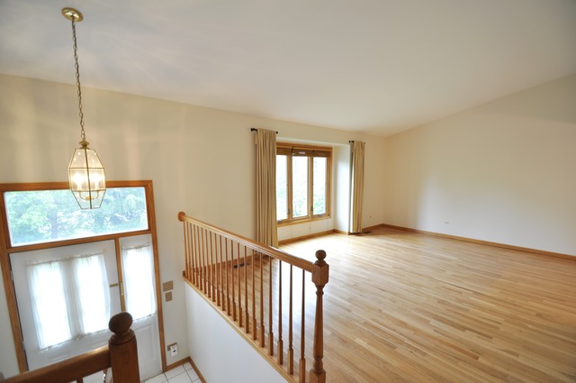 For Sale: 11152 Saratoga Dr Orland Park, IL 60467
