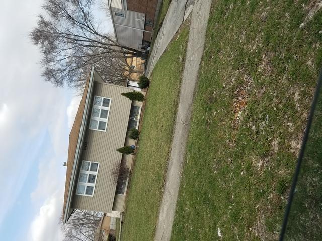 15538 University Ave
