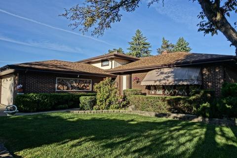 801 Village Center Dr #401