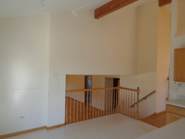 For Sale: 9231 Park Pl Tinley Park, IL 60487