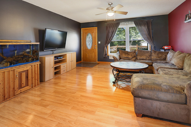 13837 W Shady Ln