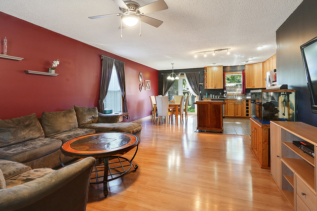 13837 W Shady Ln