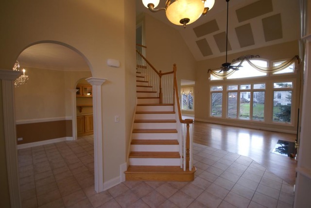 2552 Sutton Ln