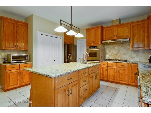 1343 Cranbrook Cir