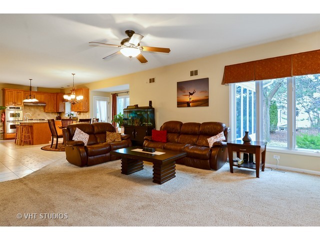 1343 Cranbrook Cir