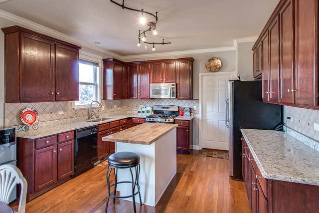 505 Treasure Dr