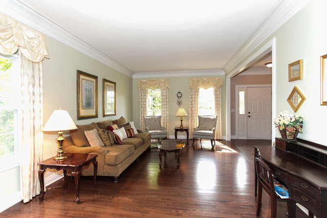 For Sale: 2644 Imperial Valley Trl Aurora, IL 60503