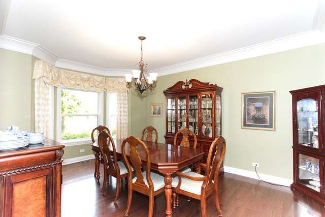 For Sale: 2644 Imperial Valley Trl Aurora, IL 60503