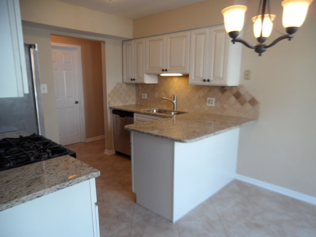 For Sale: 3519 Princeton Ave Aurora, IL 60504