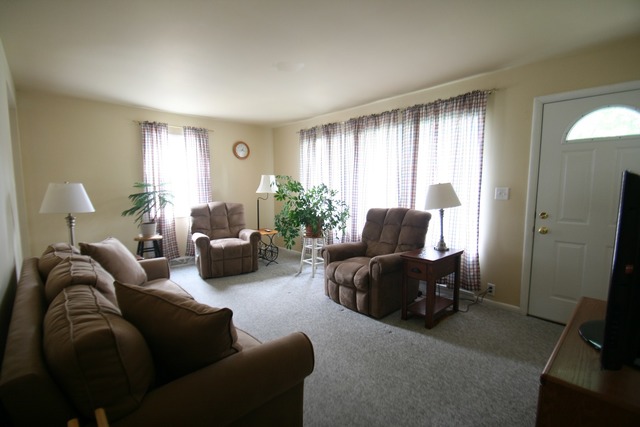 For Sale: 209 N Buell Ave Aurora, IL 60506