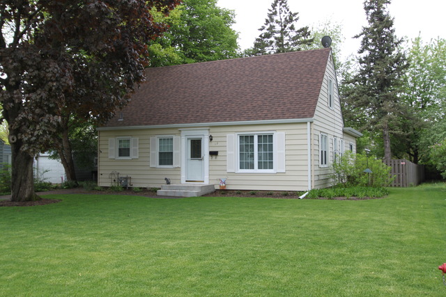 For Sale: 12 N Western Ave Aurora, IL 60506