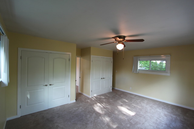 For Sale: 12 N Western Ave Aurora, IL 60506