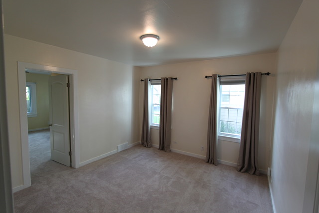 For Sale: 12 N Western Ave Aurora, IL 60506
