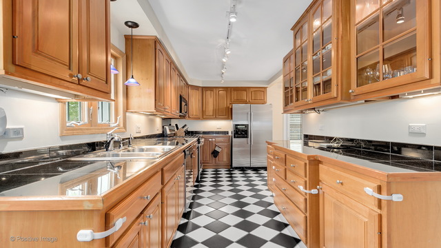 432 Naperville Rd