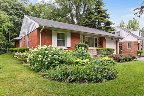 47 Harris Ave