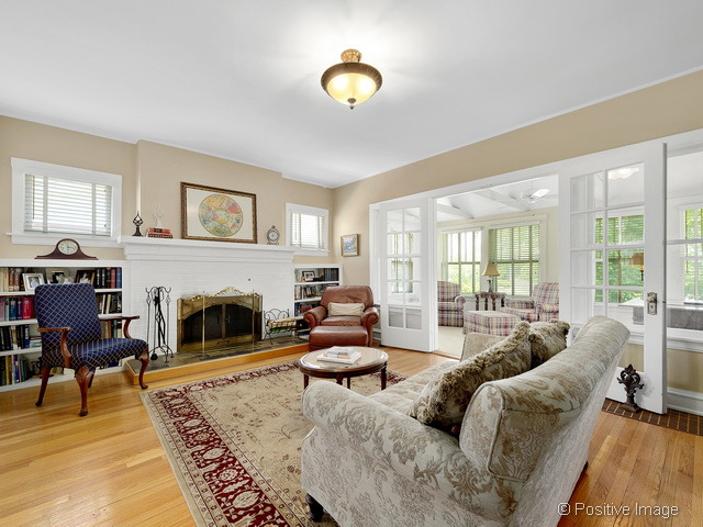 For Sale: 59 Chicago Ave Clarendon Hills, IL 60514