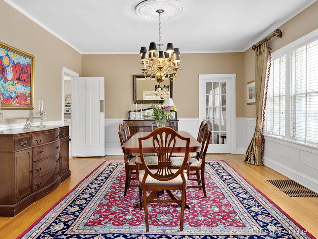 For Sale: 59 Chicago Ave Clarendon Hills, IL 60514