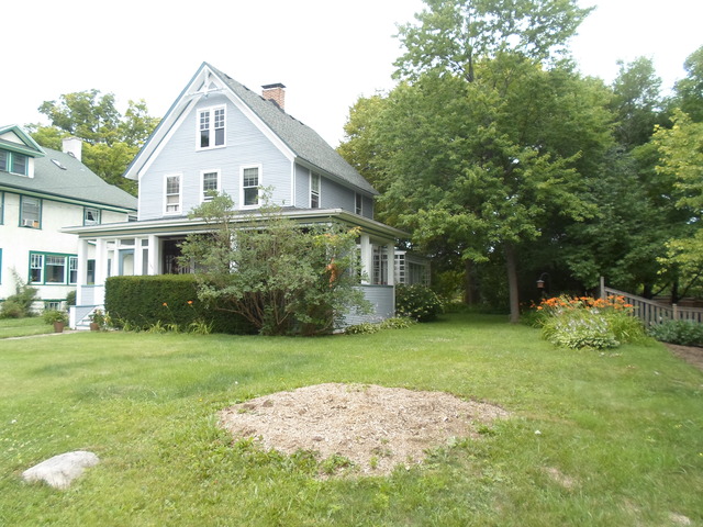922 Warren Ave #206