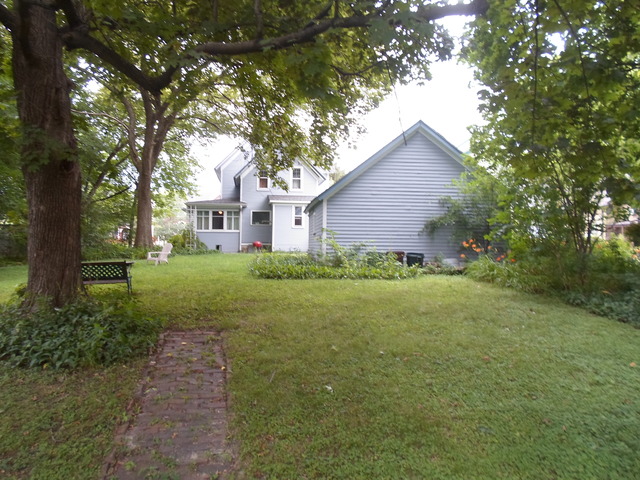 922 Warren Ave #206