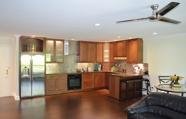 For Sale: 4220 Saratoga Ave #APT I-304 Downers Grove, IL 60515