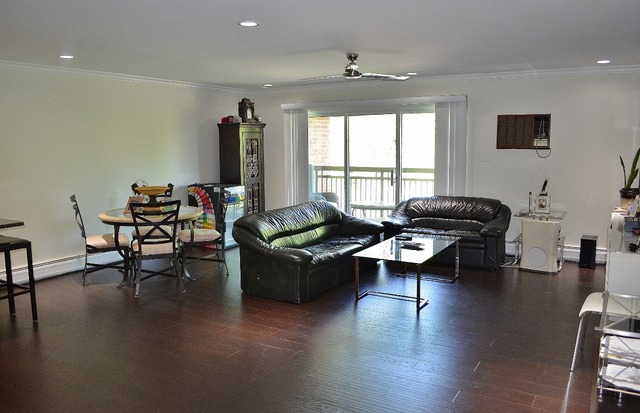 For Sale: 4220 Saratoga Ave #APT I-304 Downers Grove, IL 60515