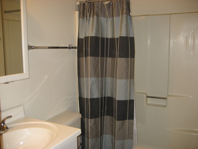 For Sale: 4946 Douglas Rd #APT 202 Downers Grove, IL 60515