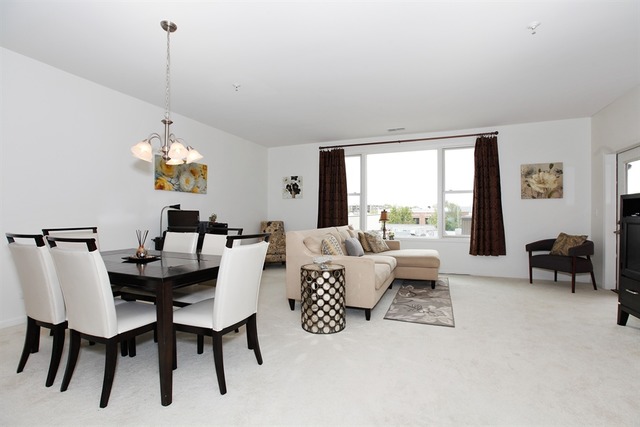 For Sale: 945 Burlington Ave #208 Downers Grove, IL 60515