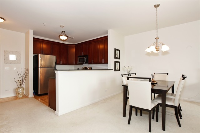 For Sale: 945 Burlington Ave #208 Downers Grove, IL 60515