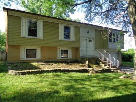 7060 Newport Dr #204