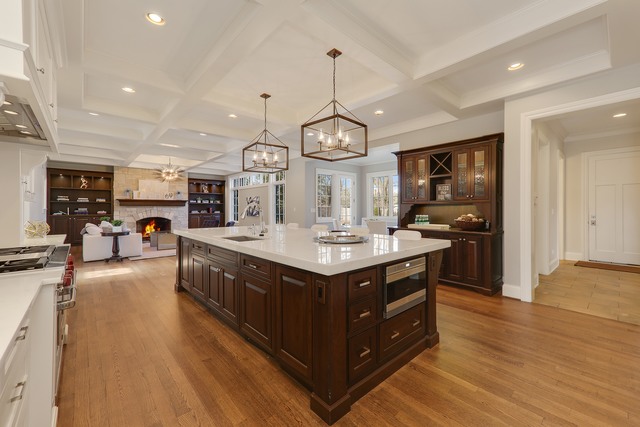 326 Forest Rd