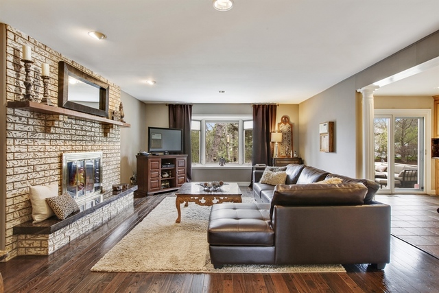613 Ridgewood Ct