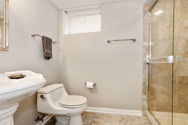 613 Ridgewood Ct