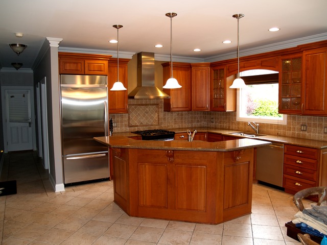 For Sale: 115 Woodland Dr Oak Brook, IL 60523