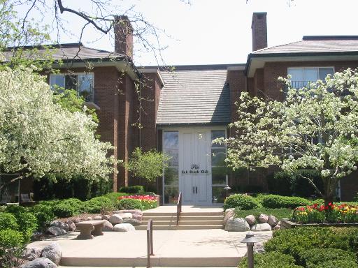 For Sale: 6 Oak Brook Club Dr #J-204 Oak Brook, IL 60523
