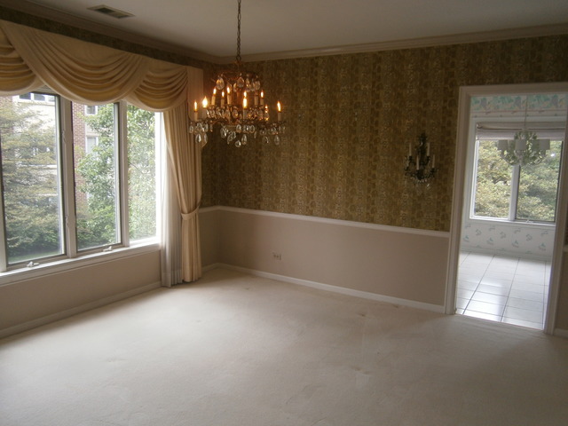 For Sale: 6 Oak Brook Club Dr #J-204 Oak Brook, IL 60523