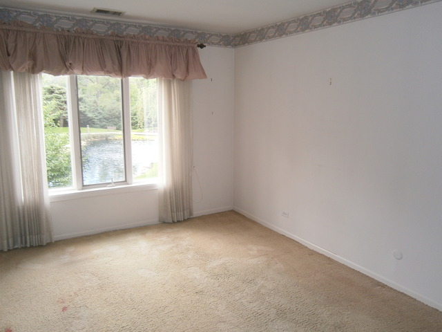 For Sale: 6 Oak Brook Club Dr #J-204 Oak Brook, IL 60523