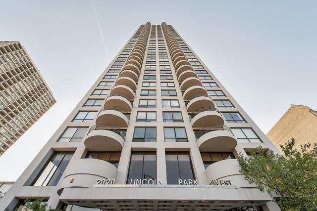 2020 N Lincoln Park West N #33K