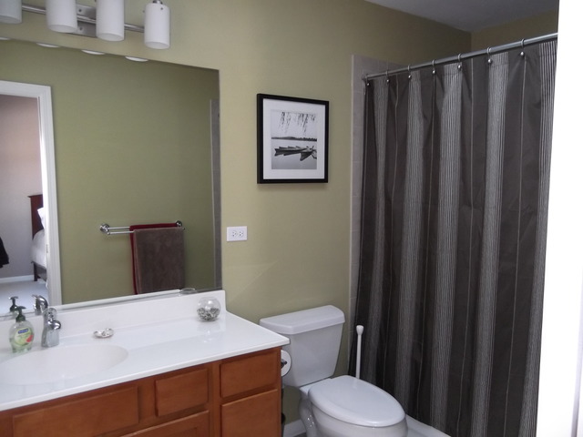 For Sale: 6131 River Bend Dr Lisle, IL 60532