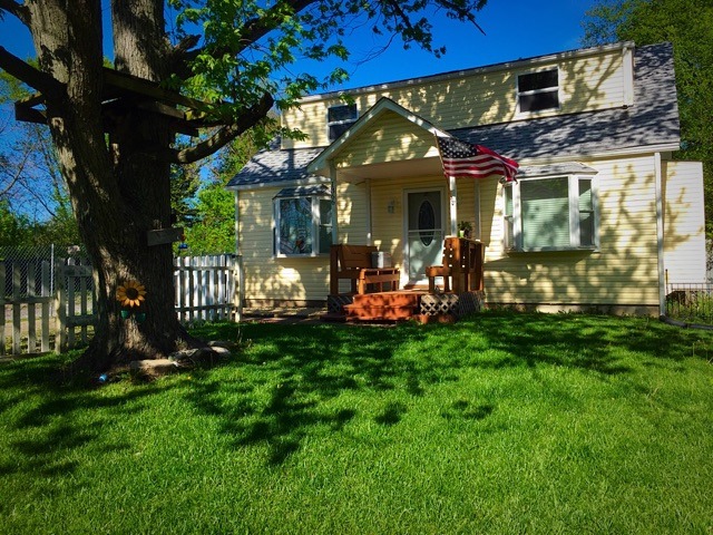 For Sale: 1366 Pearl St Montgomery, IL 60538