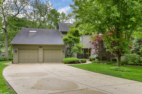1172 Standish Ct