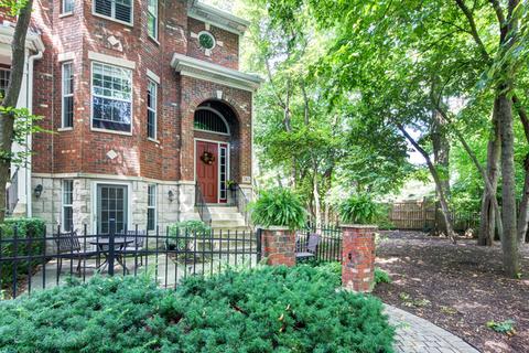 1017 Douglas Ave