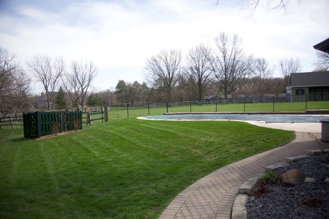 For Sale: 23 W581 Royal Oak Dr Naperville, IL 60540