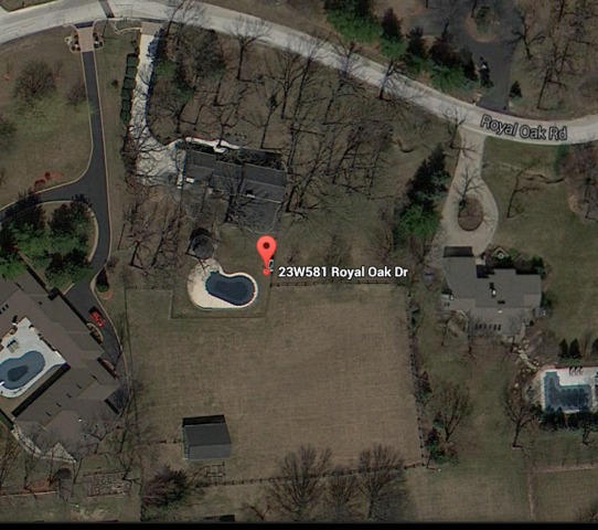 For Sale: 23 W581 Royal Oak Dr Naperville, IL 60540
