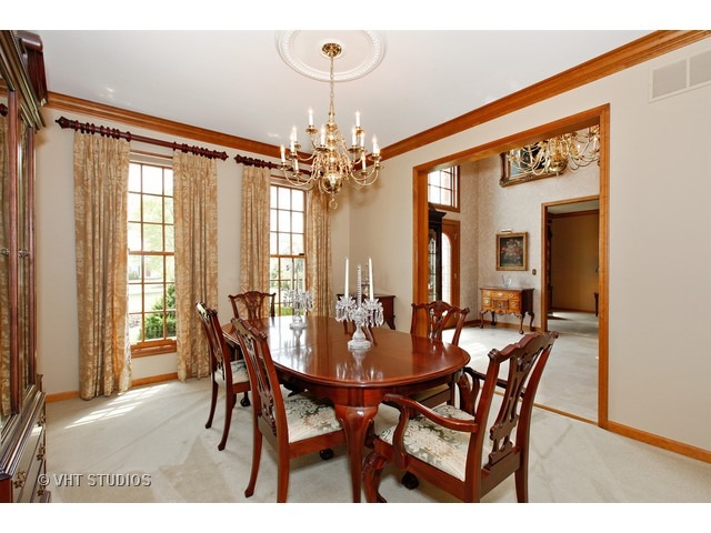 For Sale: 1305 Brunswick Ct Naperville, IL 60540