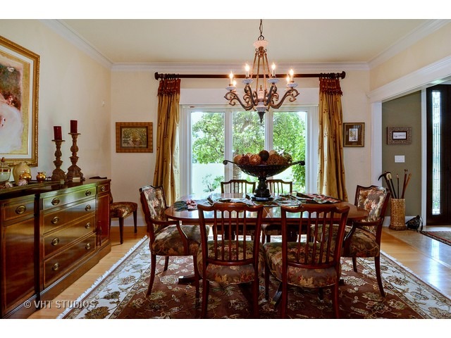 For Sale: 23 W306 Hampton Cir Naperville, IL 60540