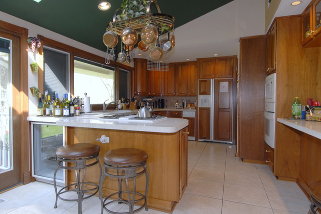 For Sale: 7 S550 Donwood Dr Naperville, IL 60540