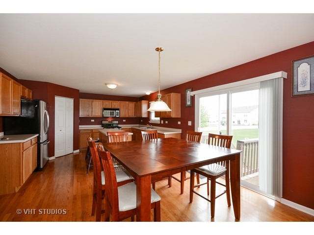 2752 Leonard Ln