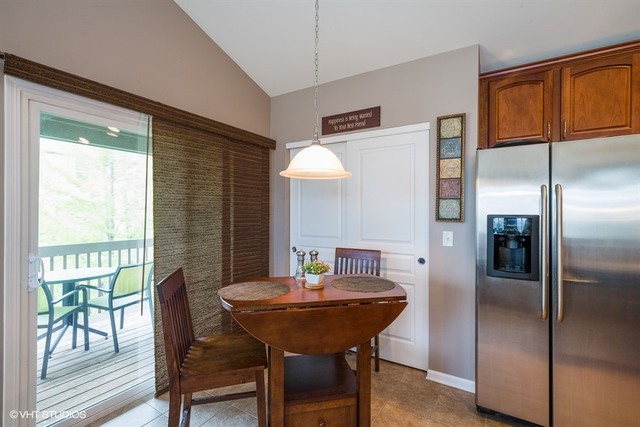 78 Waterbury Cir